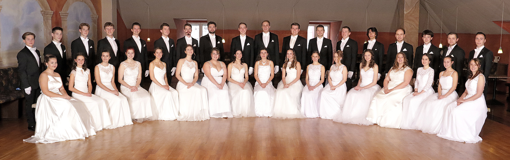 Gruppenbild der Debütanten 2023